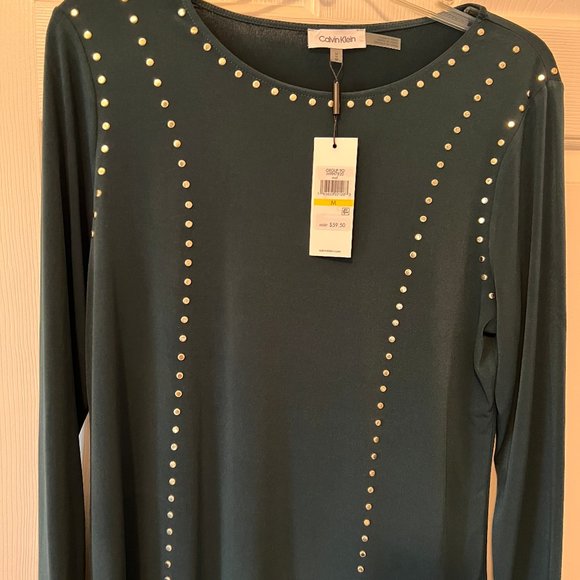 Top - Picture 2 of 2